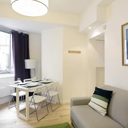 Sleek Near Saint Germain