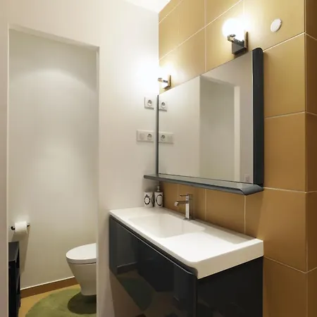 Apartment Sleek Near Saint Germain