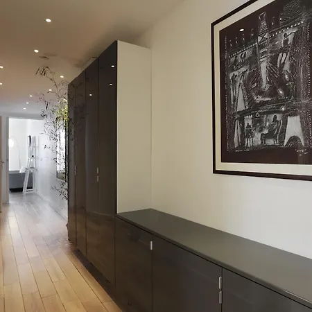 Apartment Sleek Near Saint Germain Paris