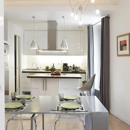 Apartment Sleek Near Saint Germain Paris